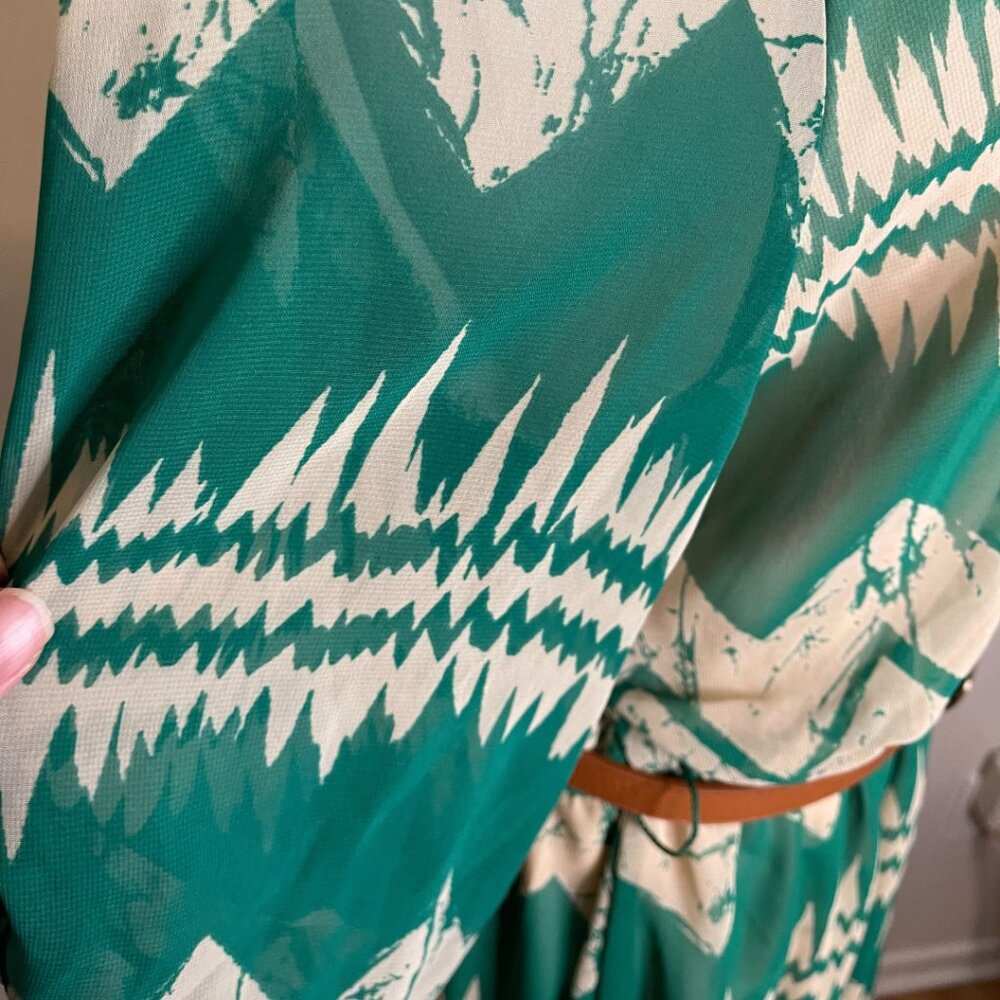 Peach Love California Green Chevron Print Dress w/ Belt β Size XL - Picture 5 of 7
